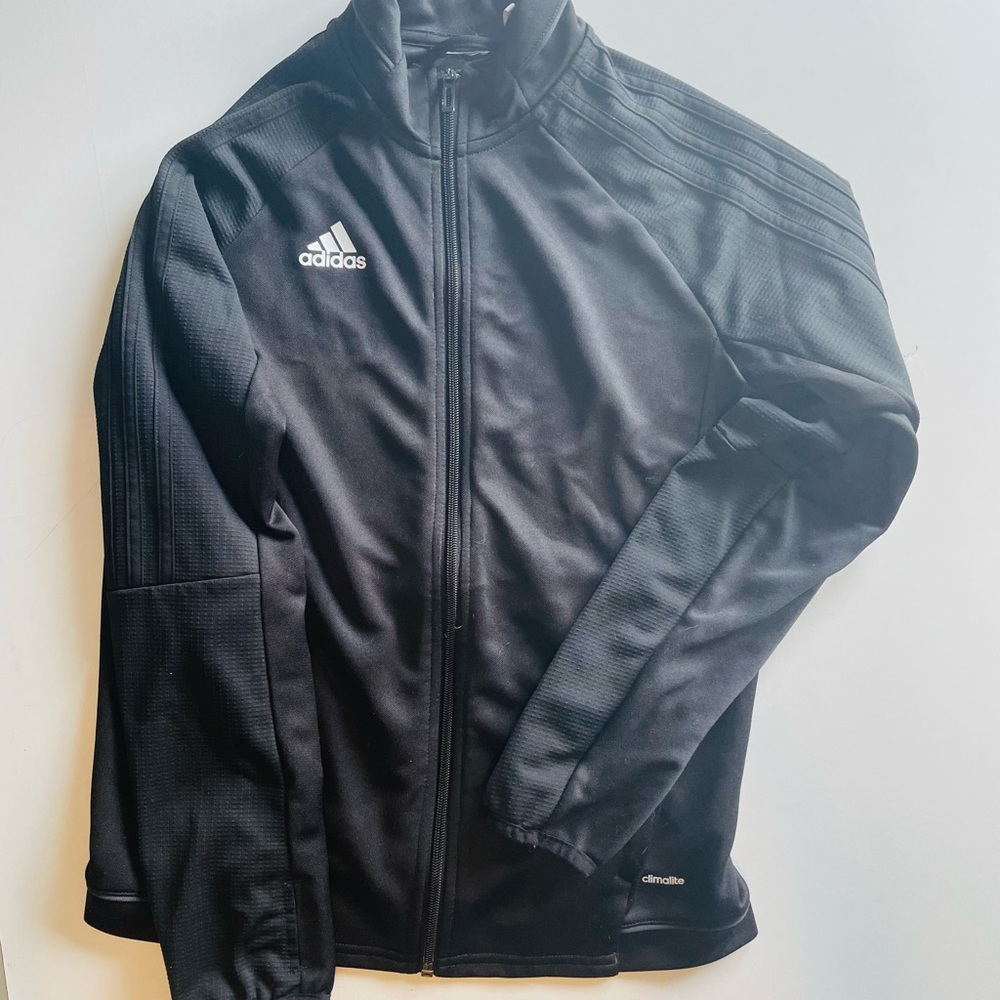 Adidas top